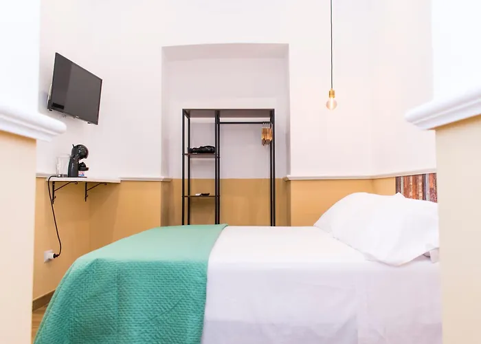 La Sciantosa Spagnoli 4* Neapel