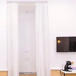 La Sciantosa Spagnoli Pensión Nápoles